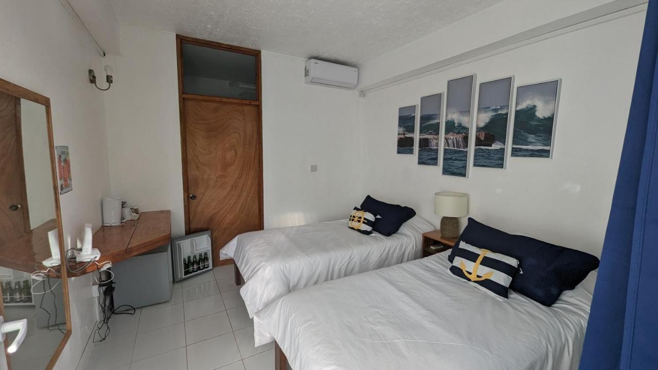 Oemanagement Rooms Roseau Esterno foto